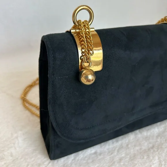 Vintage 1960 Meyers Made in USA Black Suede Gold Chain Strap Shoulder Bag Purse - Picture 5 of 12
